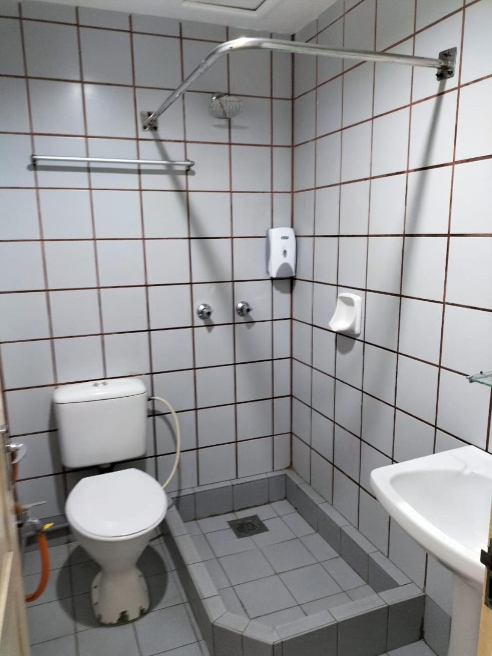 Faber Inn Bintulu Luaran gambar